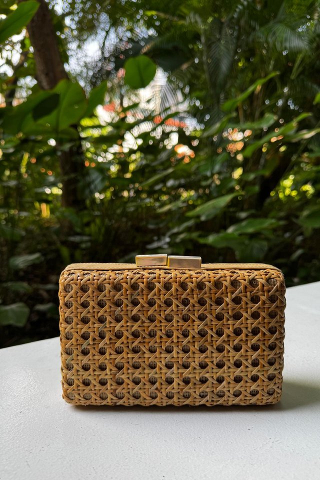 Lisbon Solihiya Clutch
