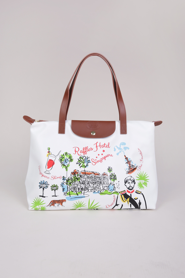 PVC Leather Shopping Bag in Contemporary Design