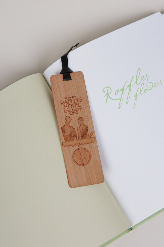 ラッフルズデザインの<br>木版しおり/Raffles Iconic Woodcut Bookmark