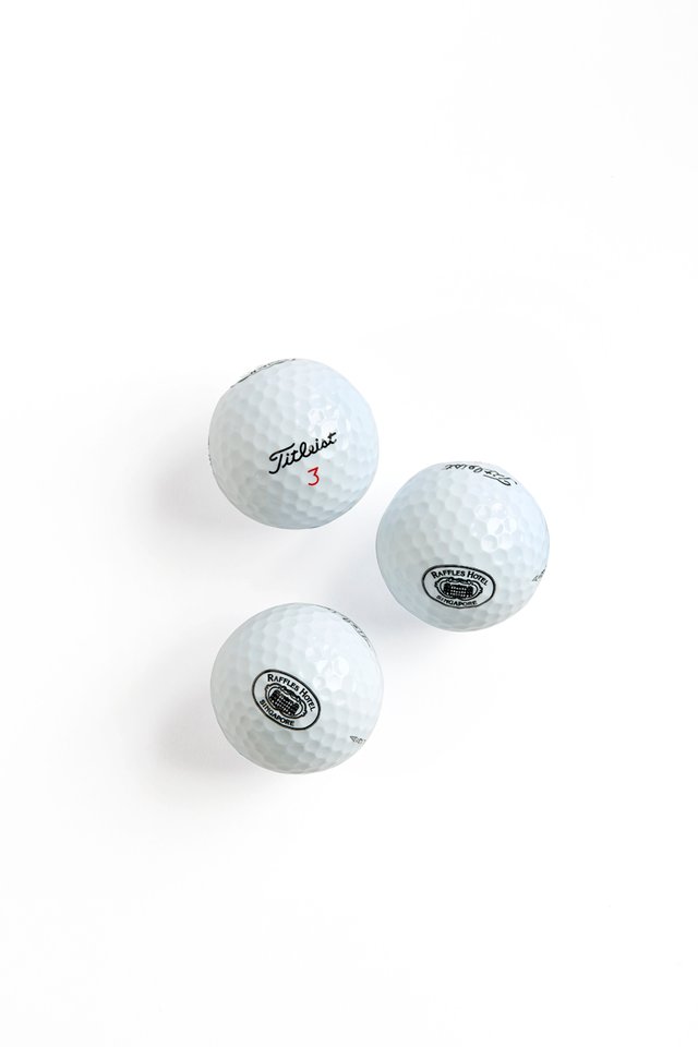 Raffles X Titleist Golf Balls